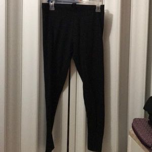 Plain black Victoria Sport leggings